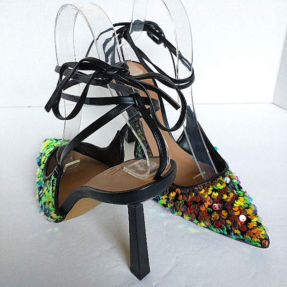 New w/Box INC International Concepts Sandaze 2 Ankle-Tie Sequin Dress Pump 6.5 - Picture 2 of 10